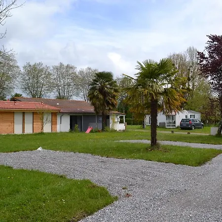 Camping Couleurs Garonne 2*